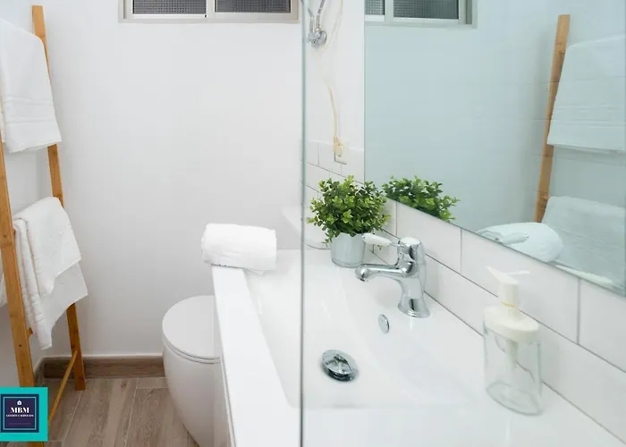 Blanca, Sea Views Palmas Digital Nomads